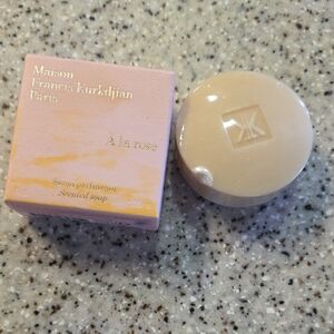 Maison Francis Kurkdjian À la Rose Soap Mini